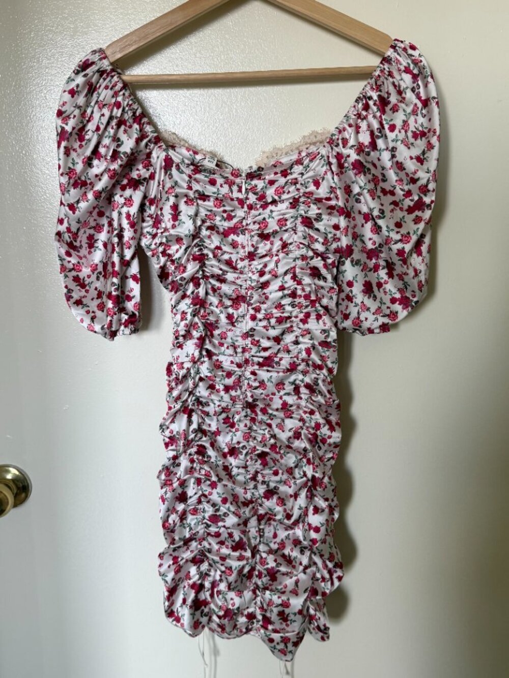 NWT For Love & Lemons Melrose White Pink Floral Ruched Mini Dress XXS - Picture 7 of 7